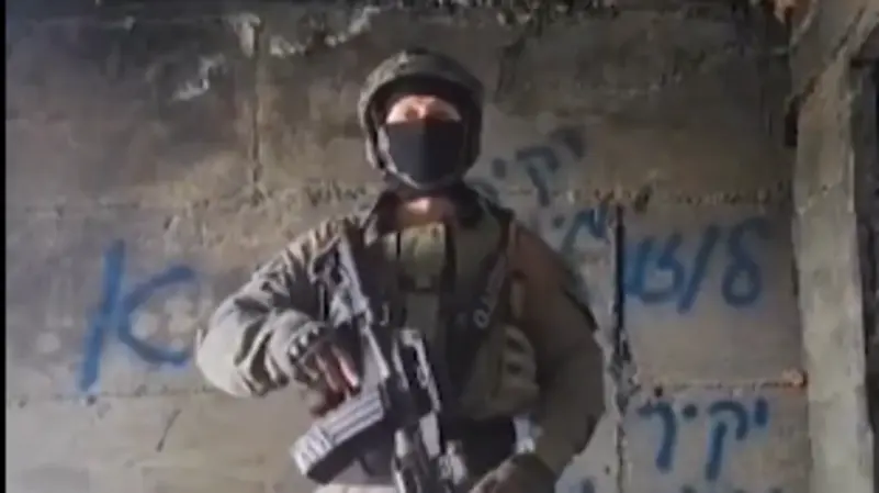 فيديو يثير الجدل: جندي إسرائيلي يتمرّد على الجيش