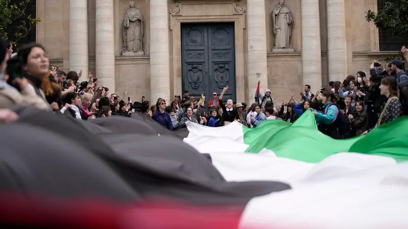 العشرات يتظاهرون دعمًا لغزة في أهم جامعات فرنسا... والشرطة تتدخّل