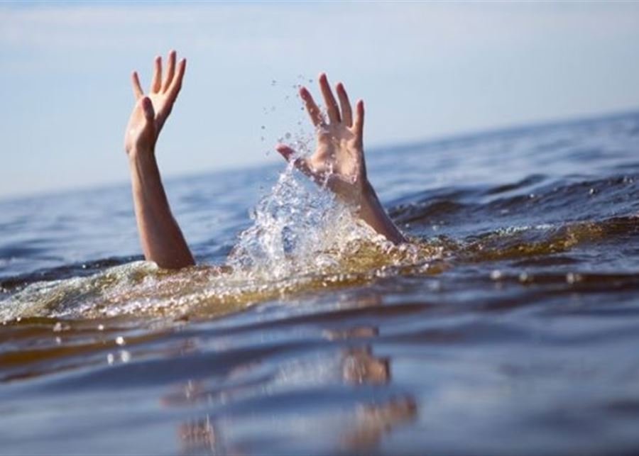 بالصور والفيديو: غرقوا في بحر صور!
