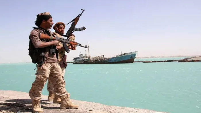 الحوثيون: استهدفنا حوالي ١٠٠ سفينة في البحر الأحمر 